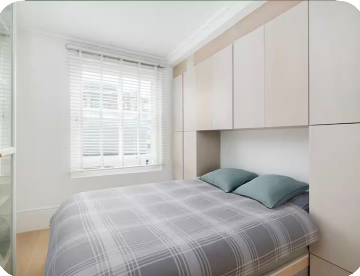 Managed property — fitted wardrobe bedroom